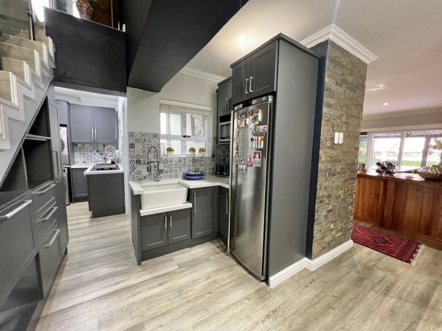 3 Bedroom Property for Sale in Noorsekloof Eastern Cape